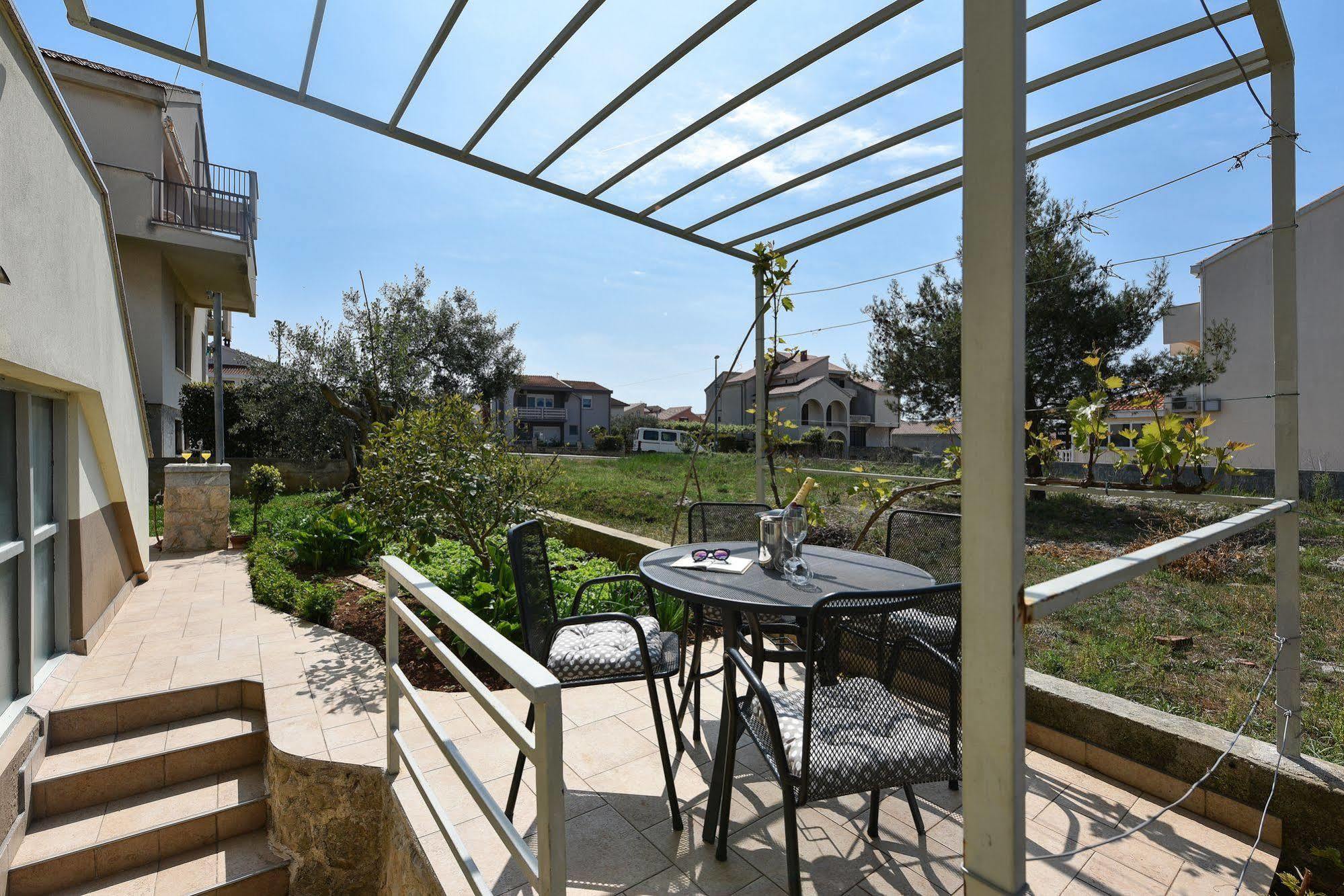 Adria Apartments Zadar Extérieur photo